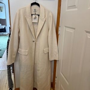 DISSH | Cream Longline Coat